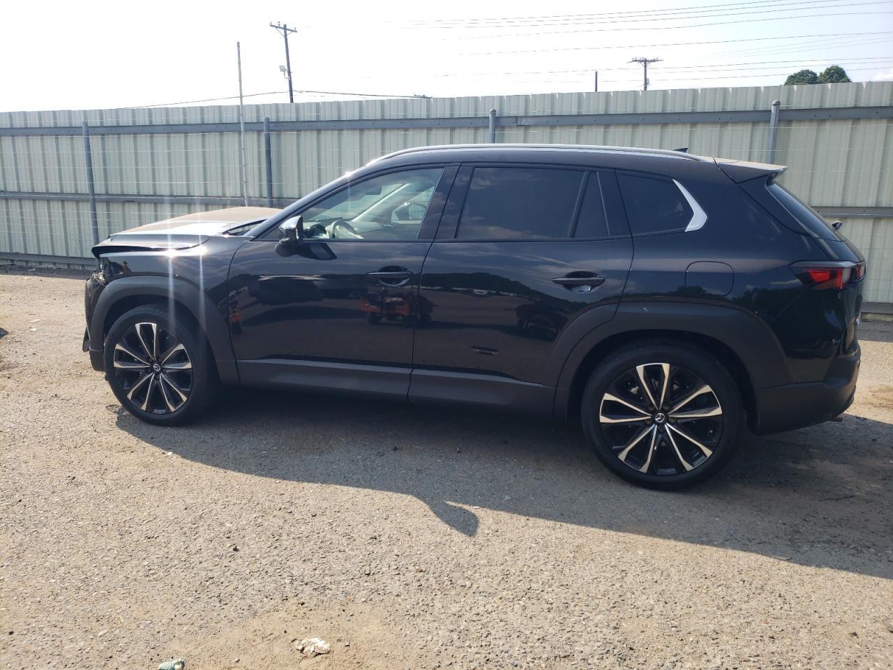 2025 Mazda Cx-50 Premium Plus - Image 2