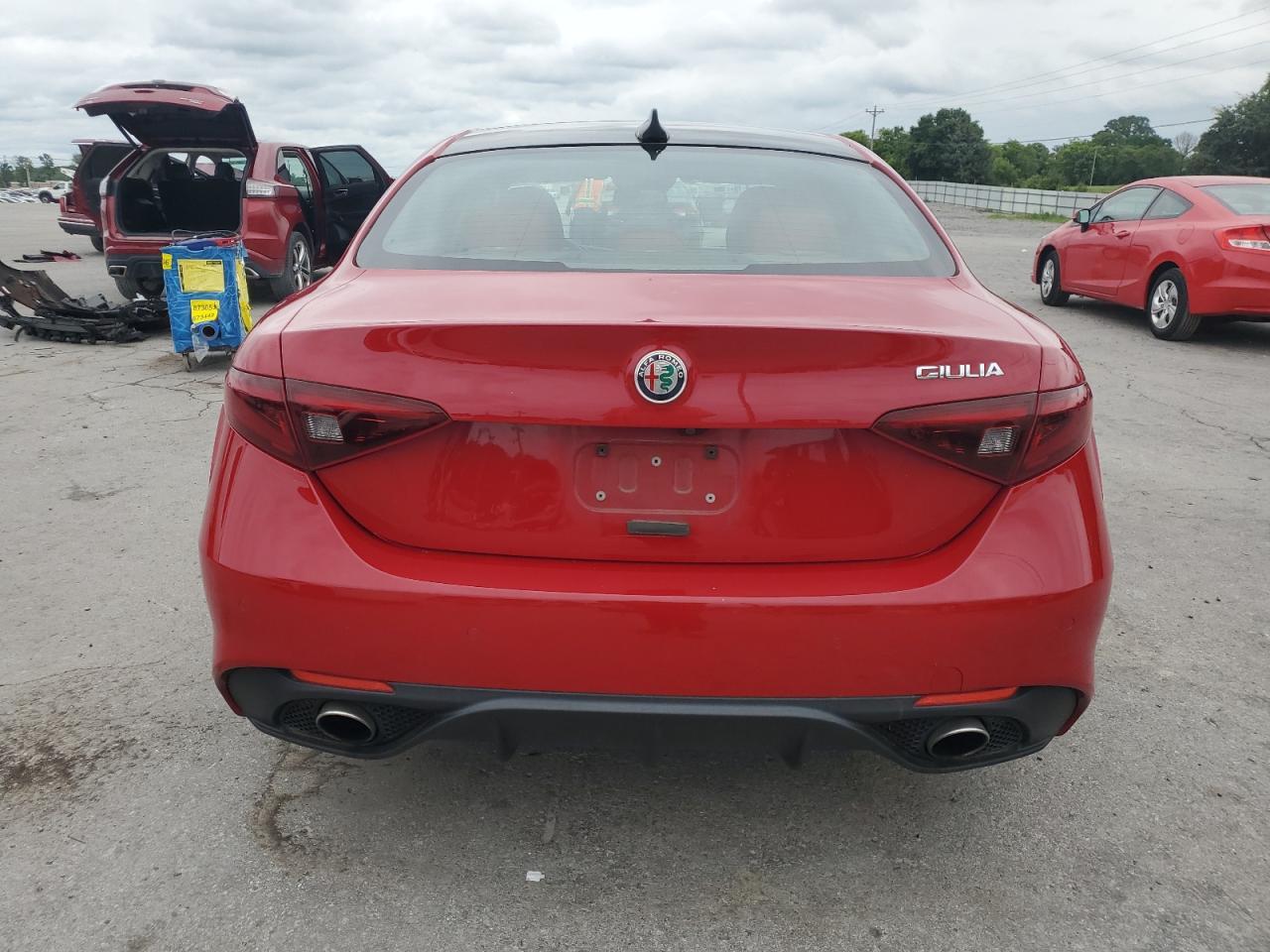 2019 Alfa Romeo Giulia Ti - Фото 6