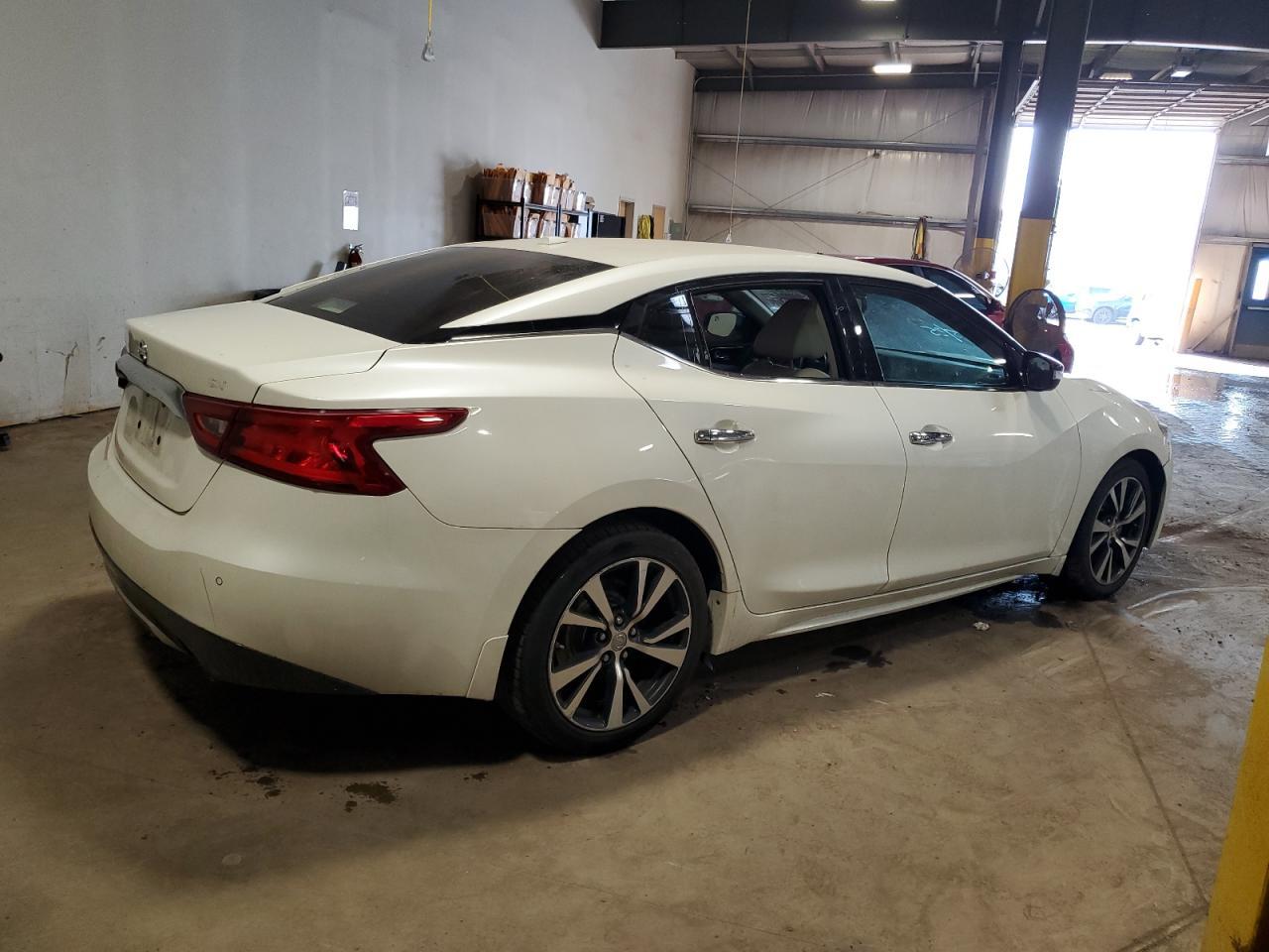 2017 Nissan Maxima 3.5S - Фото 3