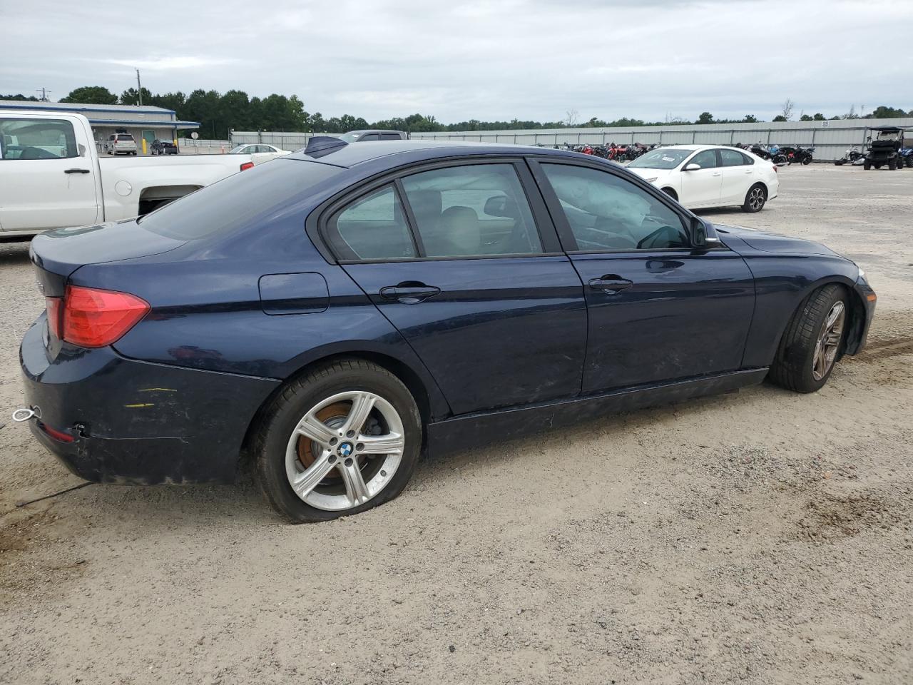2013 BMW 328 Xi - Фото 3