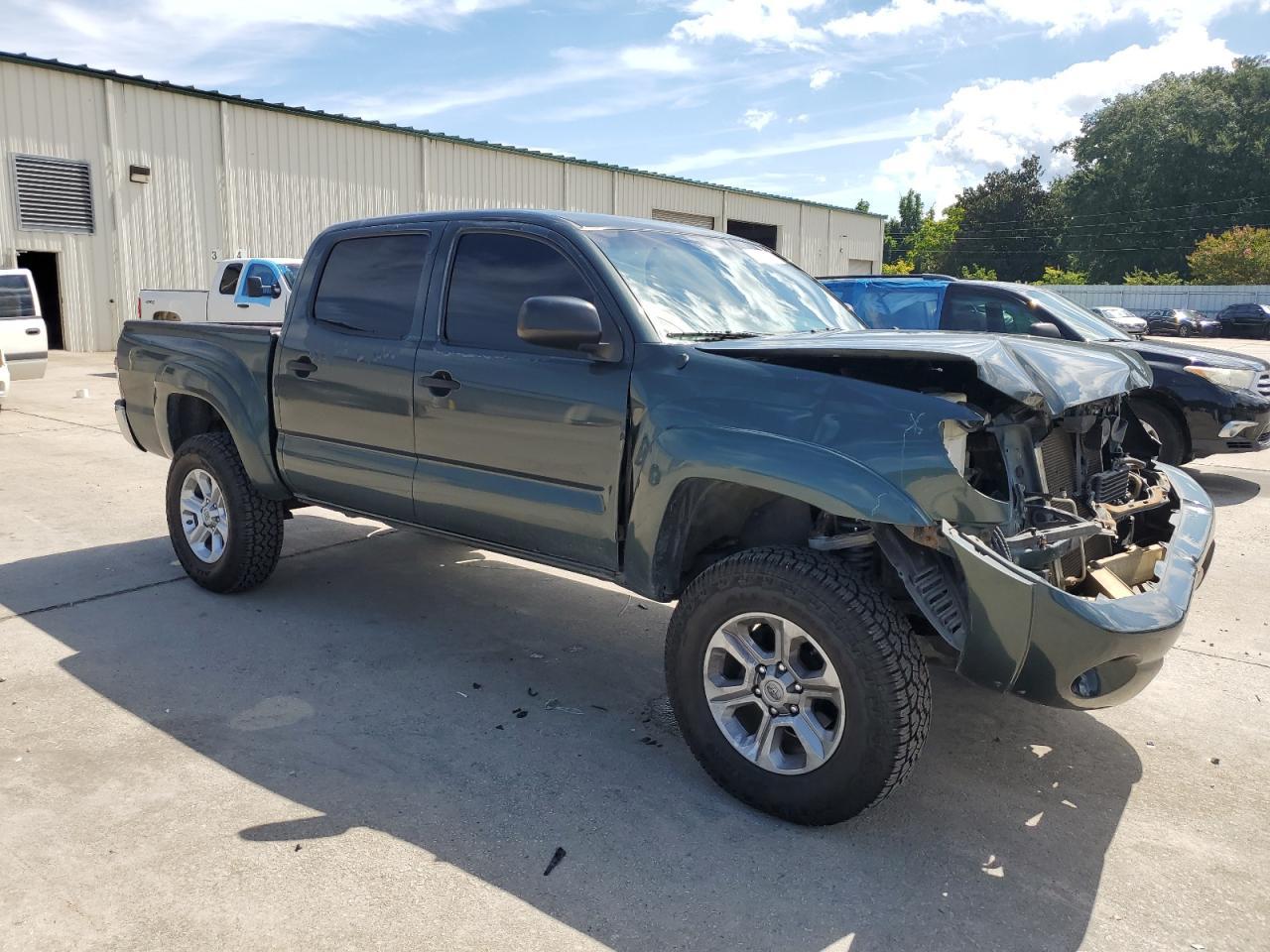 2011 Toyota Tacoma Double Cab - Image 4
