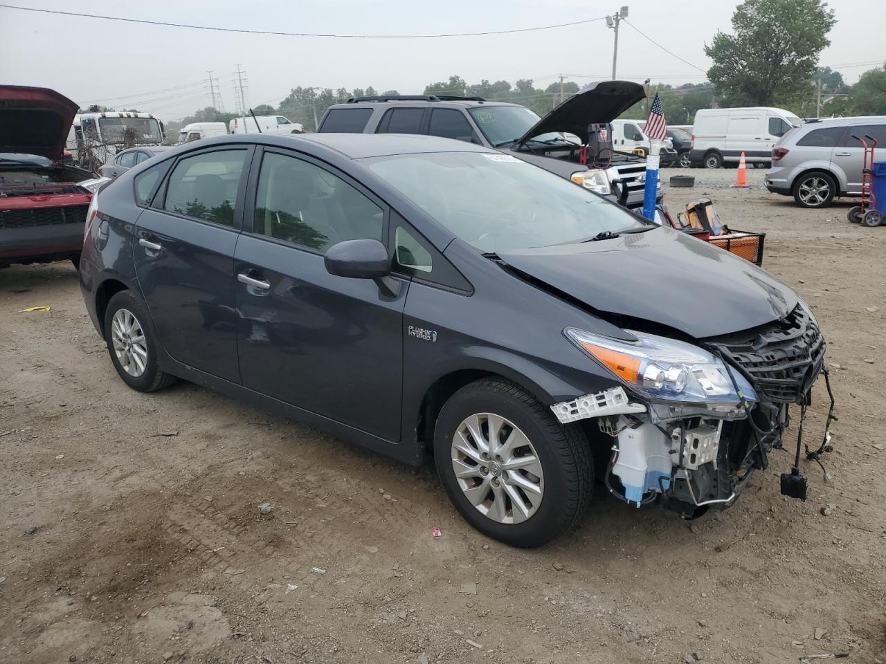 2012 Toyota Prius Plug-In - Image 4