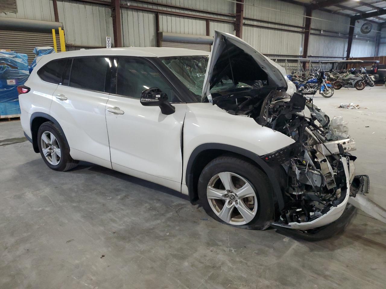 2021 Toyota Highlander L L - Image 4