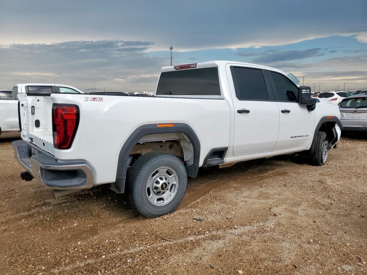 2025 GMC Sierra - Фото 3