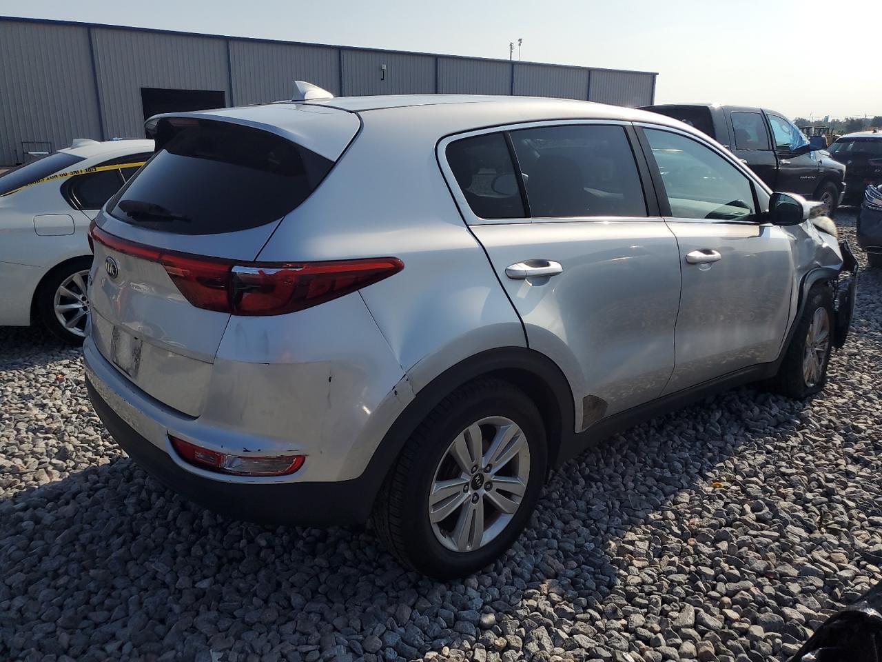 2018 Kia Sportage Lx - Image 3