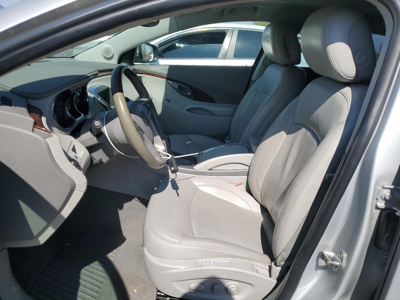 2010 Buick Lacrosse Cxl - Image 7