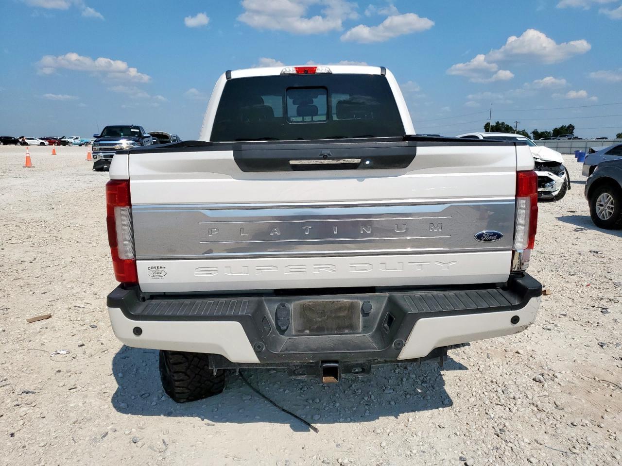2019 Ford F250 Super Duty - Фото 6
