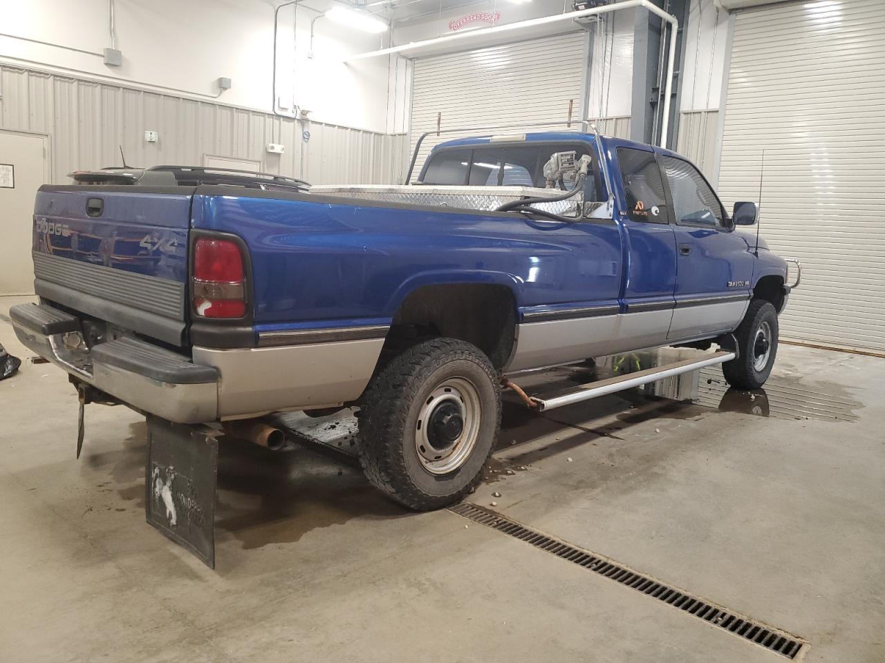1996 Dodge Ram 2500 - Image 3