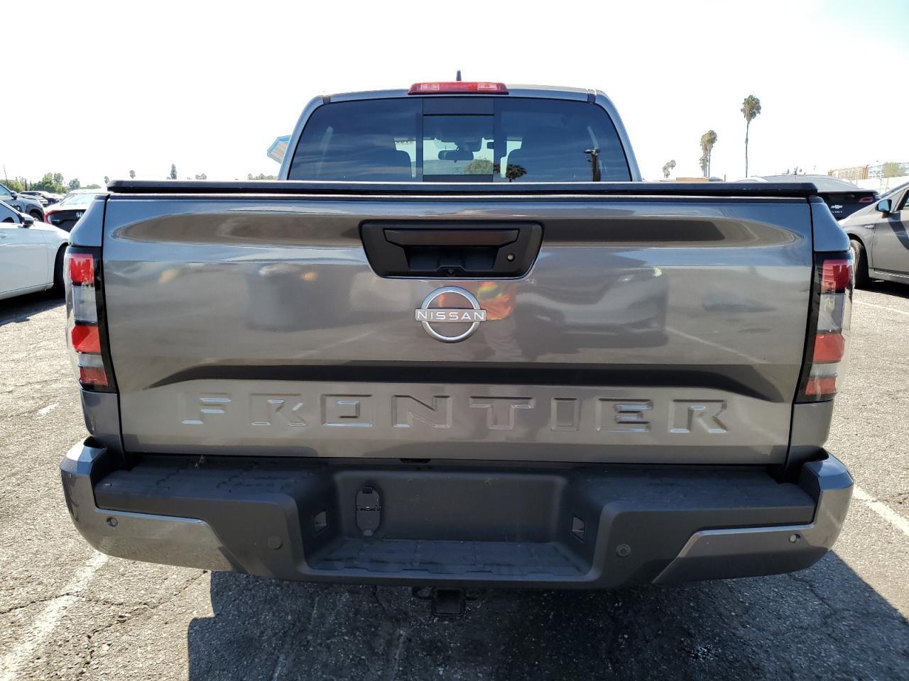 2025 Nissan Frontier S - Image 6