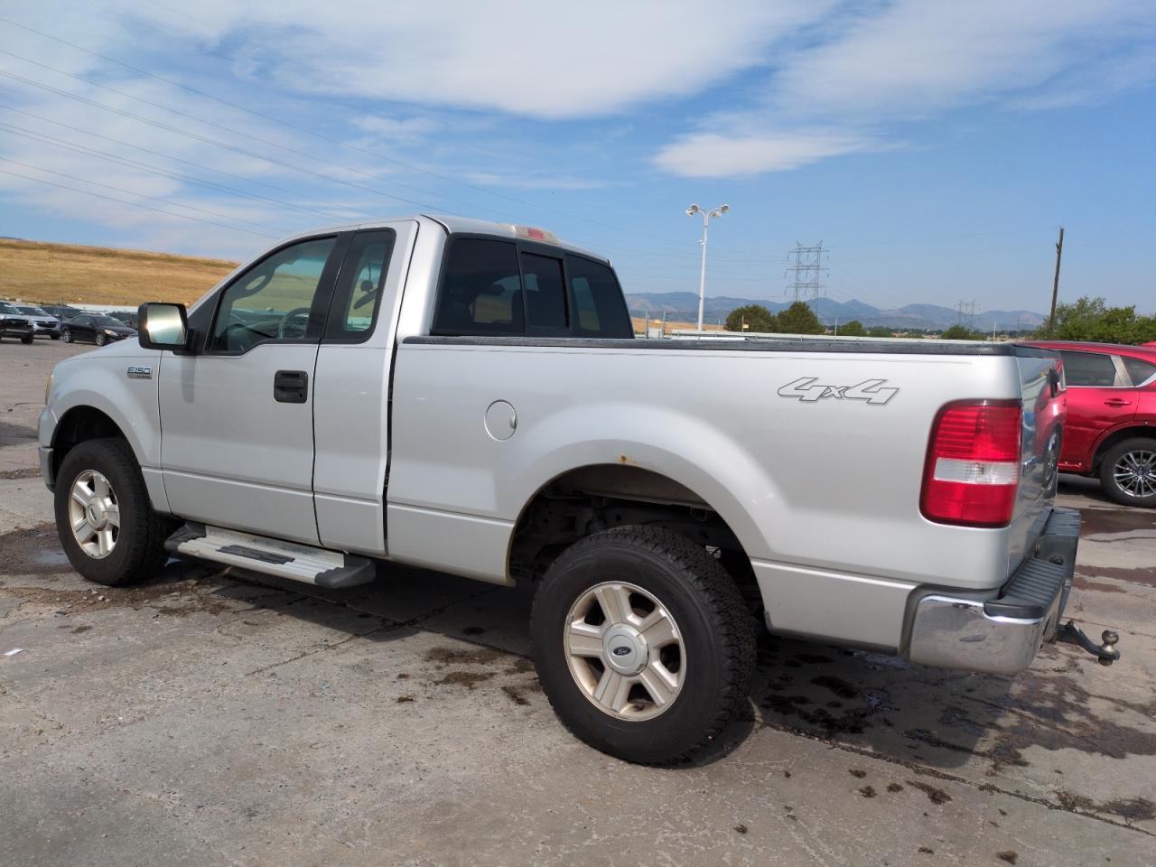 2004 Ford F150 - Фото 2