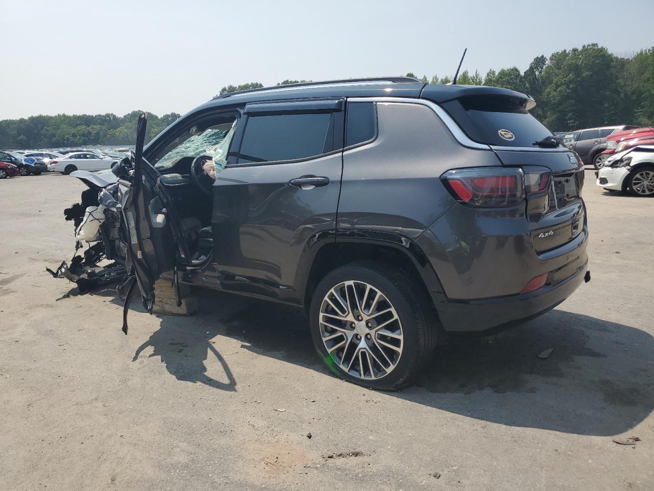 2022 Jeep Compass Limited - Фото 2