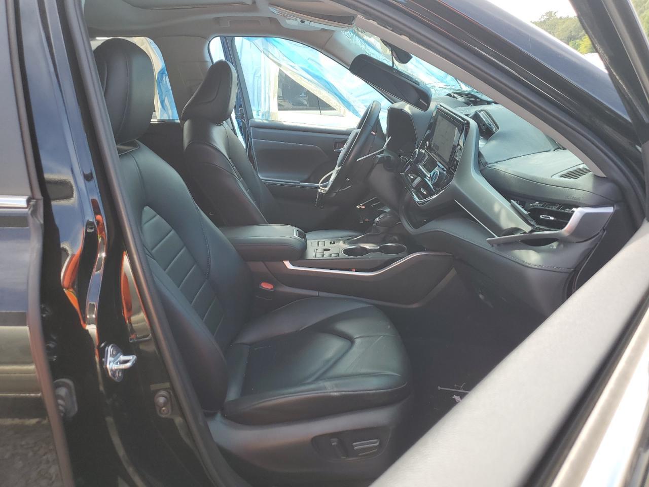 2023 Toyota Highlander L - Фото 7