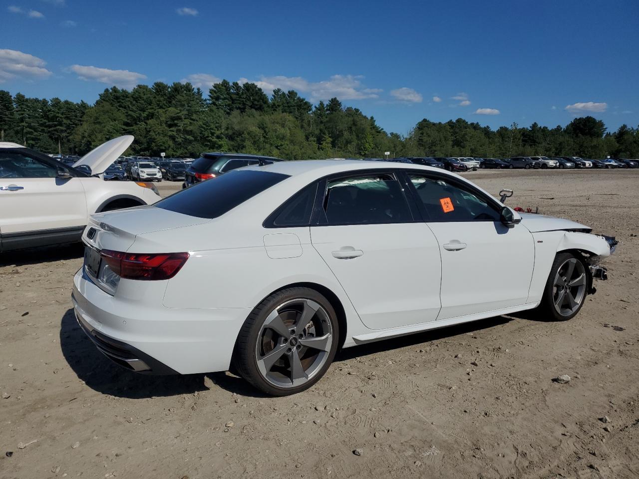 2021 Audi A4 Premium Plus 45 - Фото 3