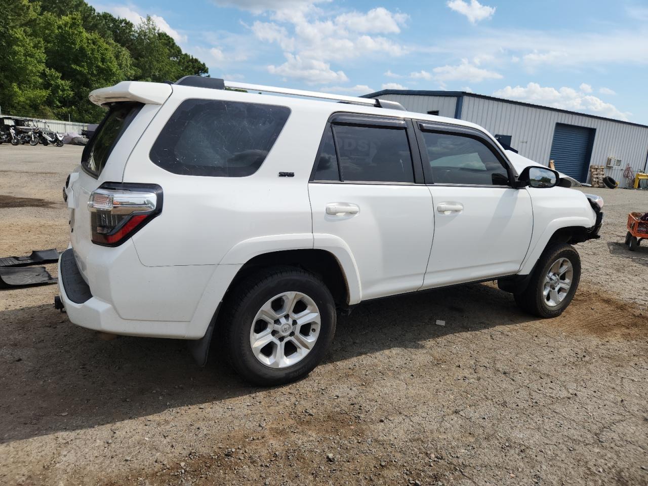 2018 Toyota 4Runner Sr5 - Image 3