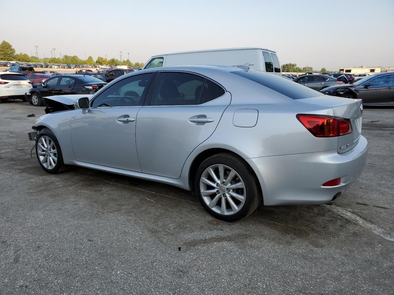 2010 Lexus Is 250 - Фото 2