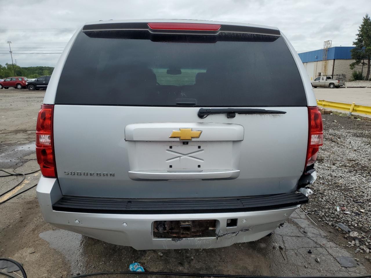 2013 Chevrolet Suburban K1500 Lt - Фото 6