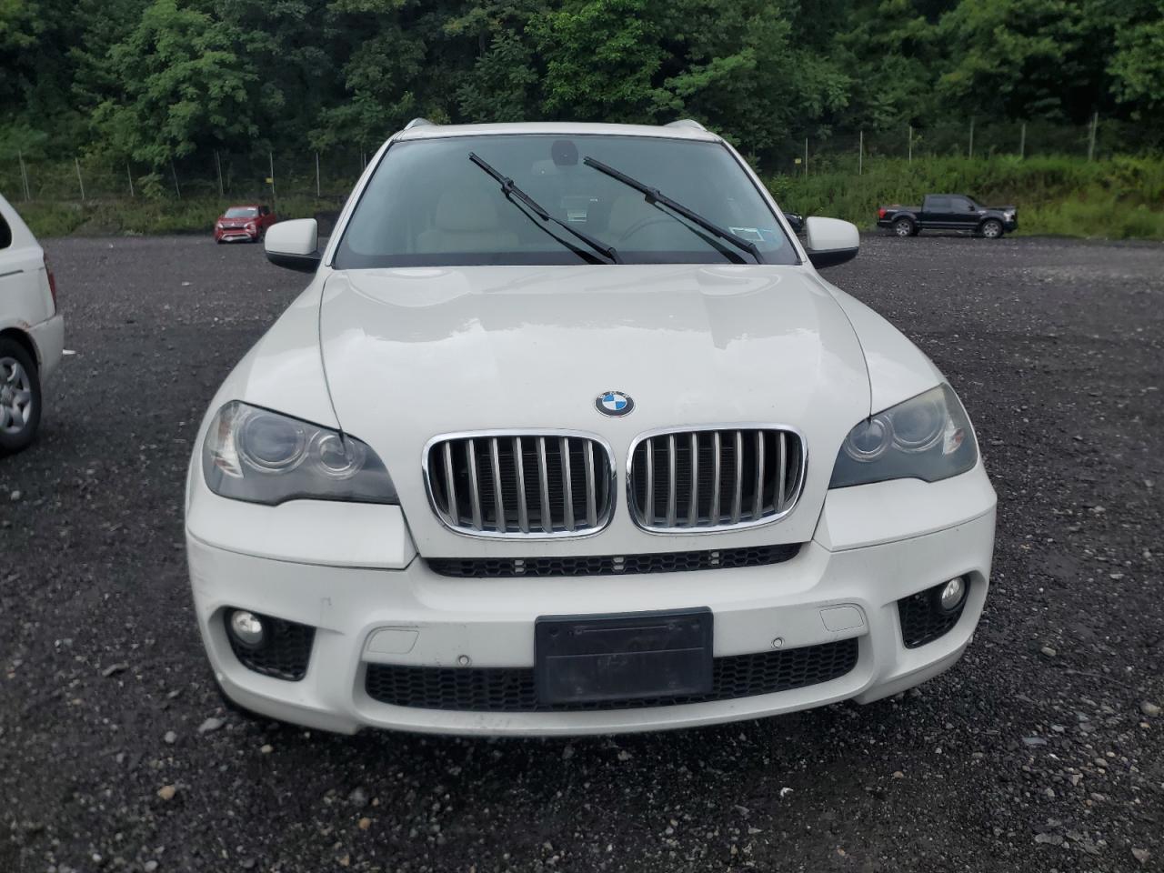 2011 BMW X5 xDrive50I - Image 5