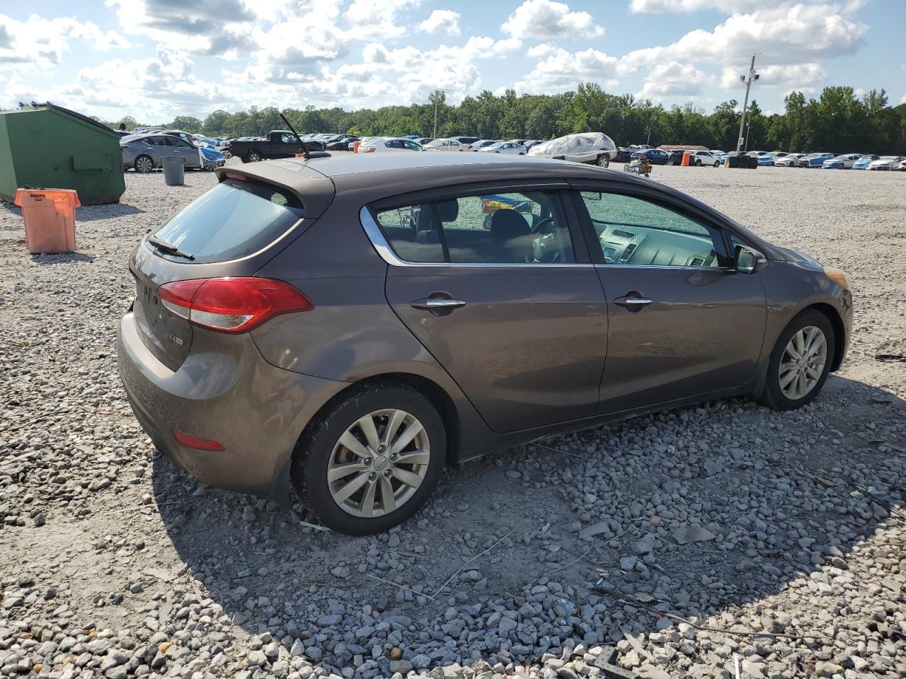 2014 Kia Forte Ex - Image 3