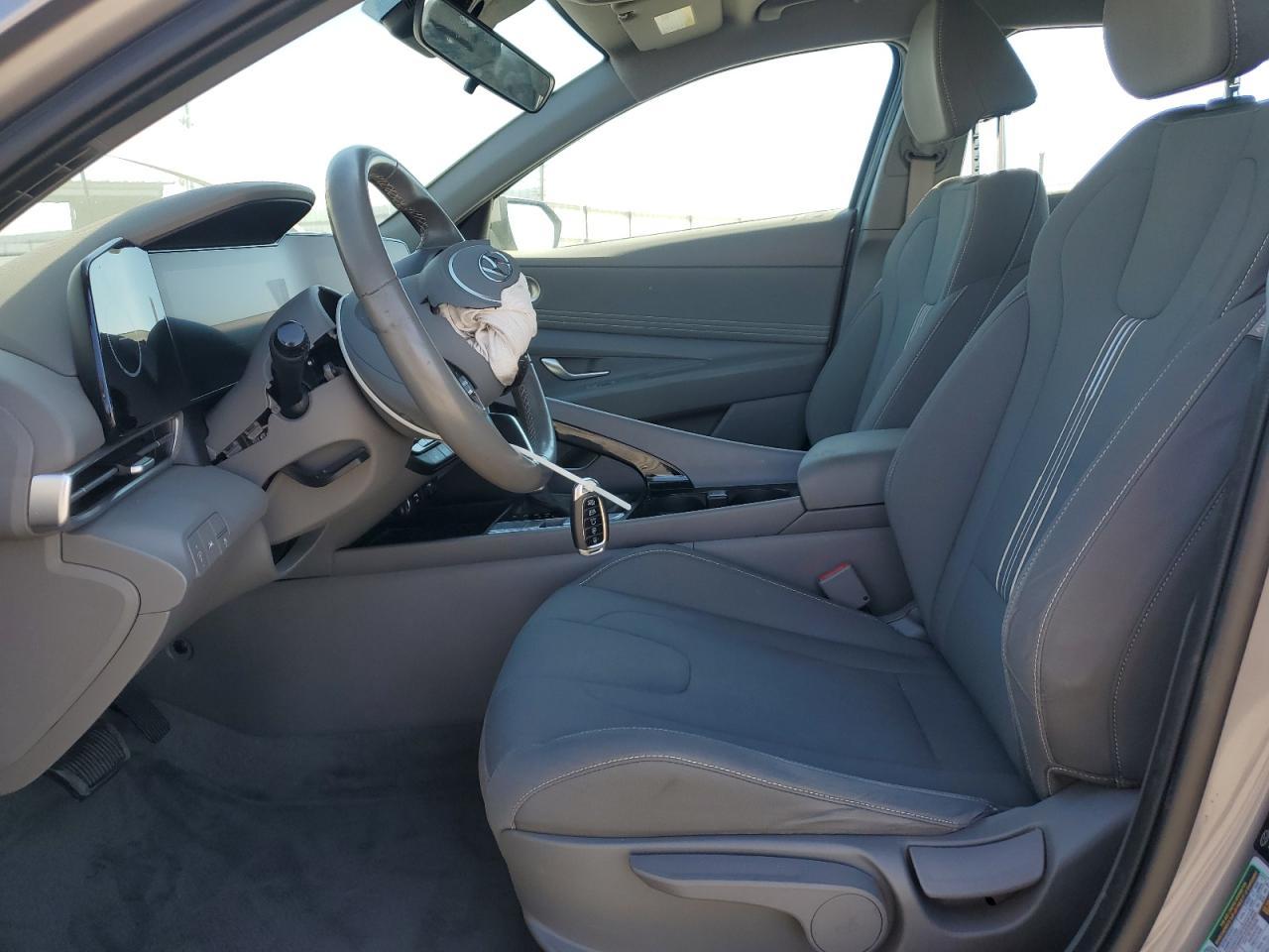2023 Hyundai Elantra Sel - Фото 7