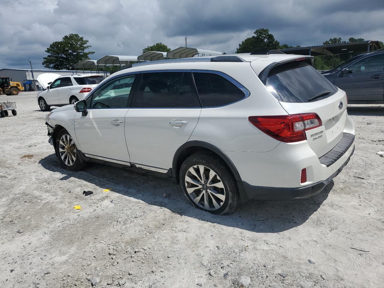 2017 Subaru Outback Touring - Фото 2
