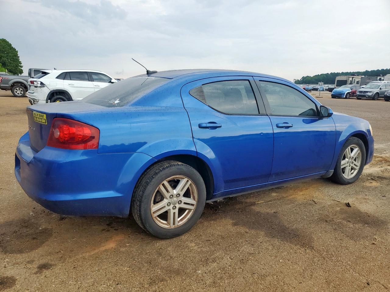 2012 Dodge Avenger Sxt - Фото 3