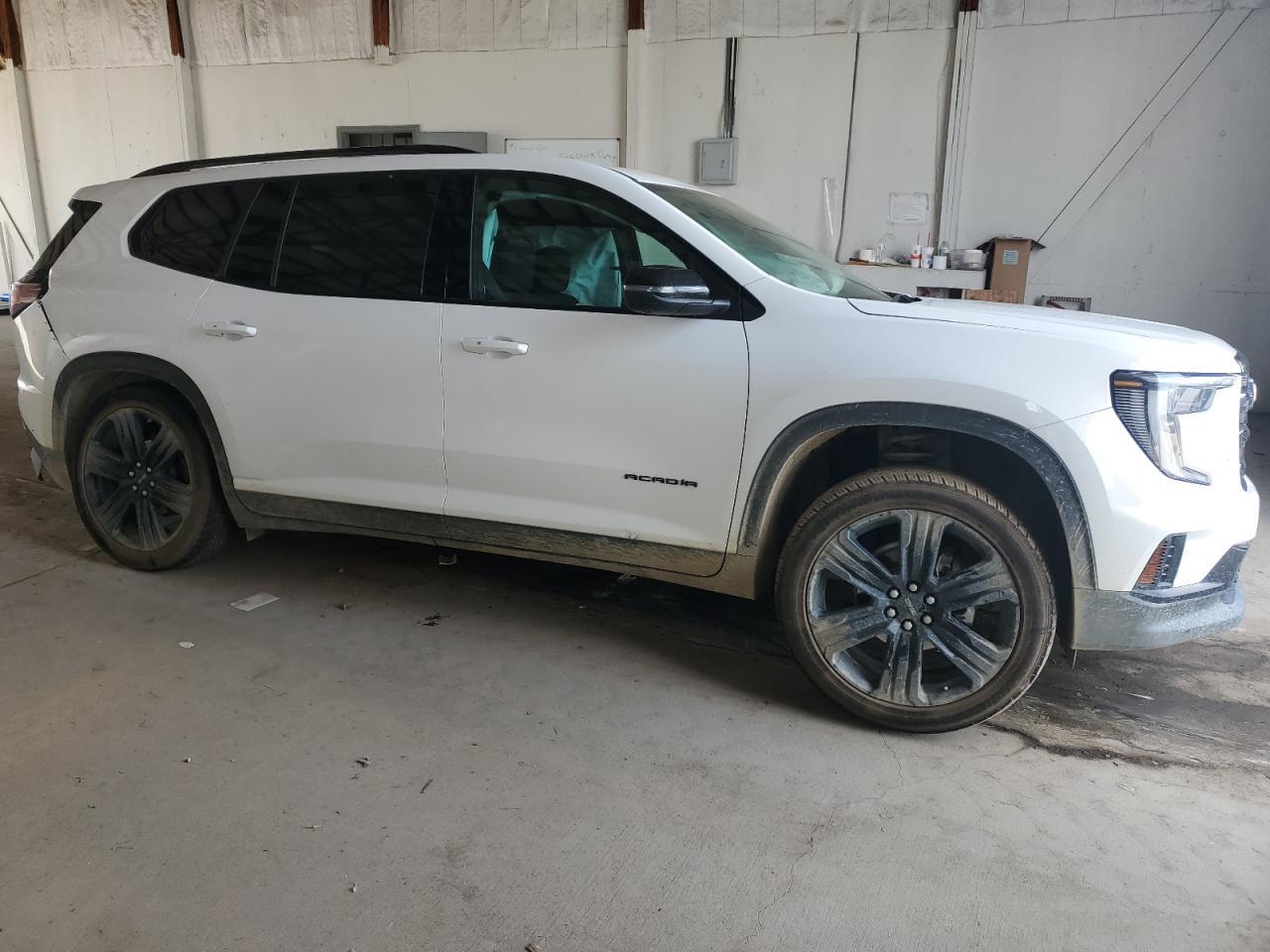 2025 GMC Acadia Elevation - Фото 4