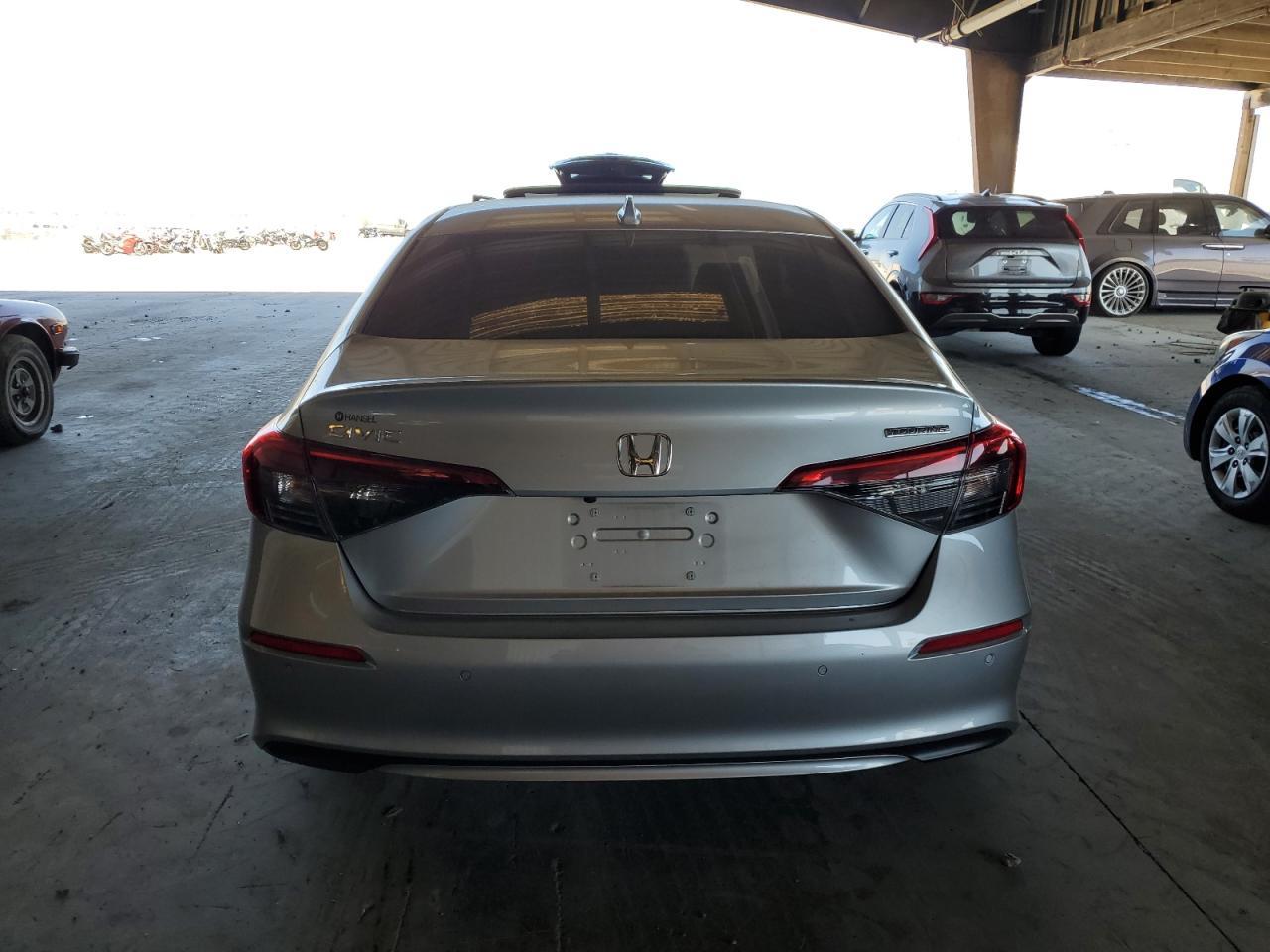 2024 Honda Civic Touring - Фото 6