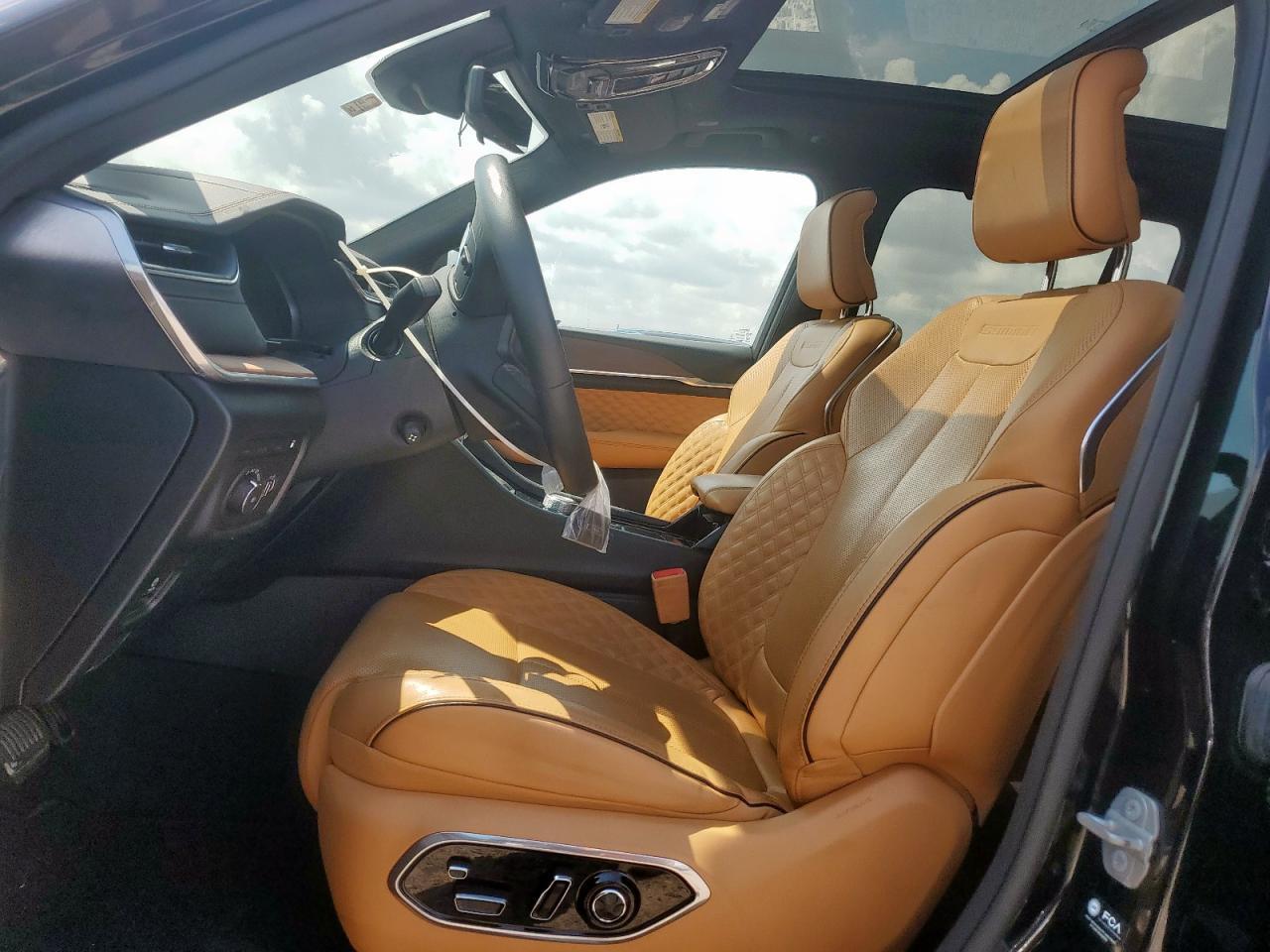 2022 Jeep Grand Cherokee Summit 4Xe - Фото 7