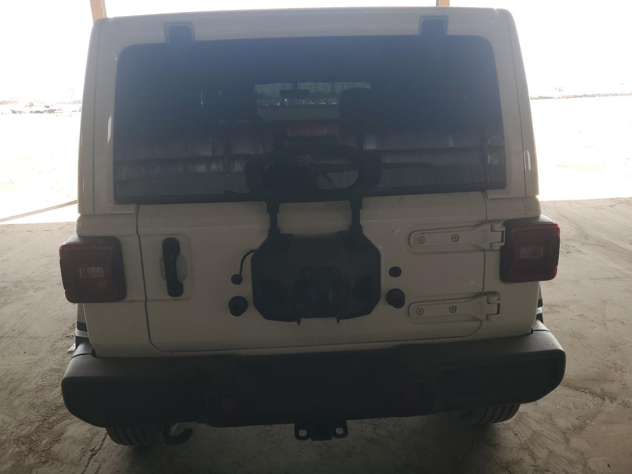 2023 Jeep Wrangler Sahara - Image 6