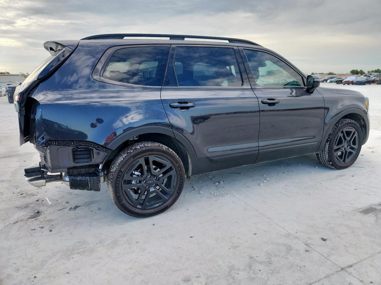 2025 Kia Telluride Sx - Фото 3