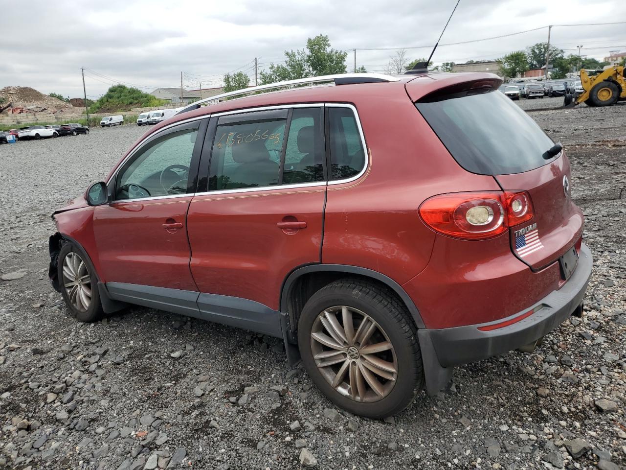 2010 Volkswagen Tiguan Se - Фото 2