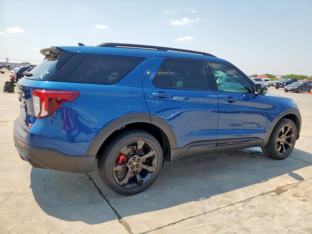 2023 Ford Explorer St - Image 3