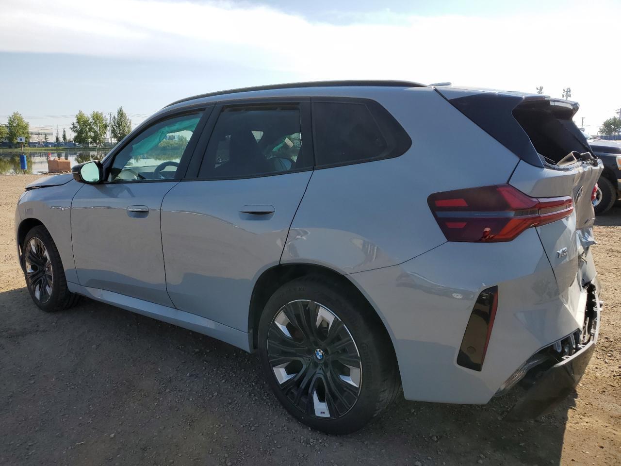 2025 BMW X3 M50 - Фото 2