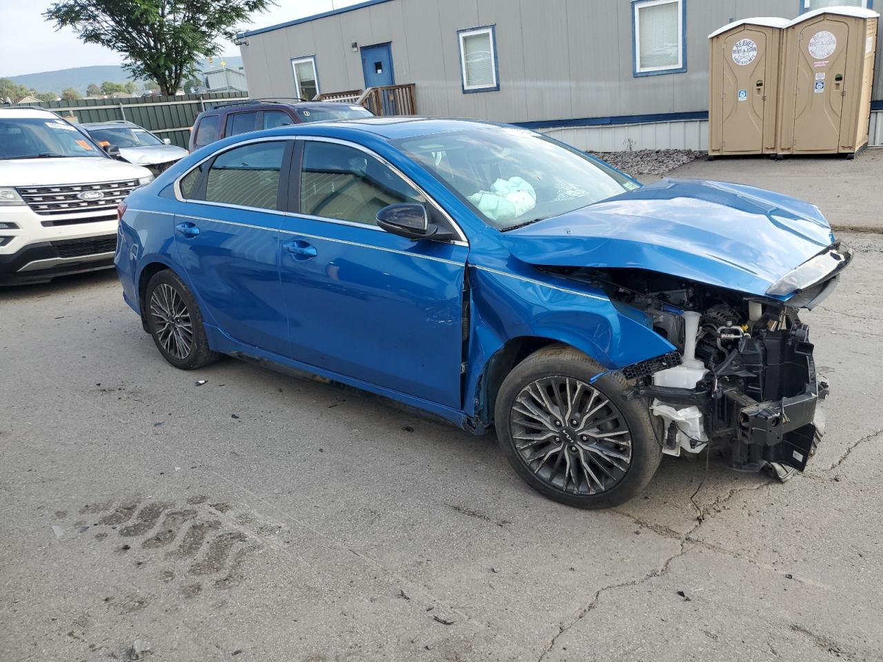 2024 Kia Forte Gt Line - Фото 4