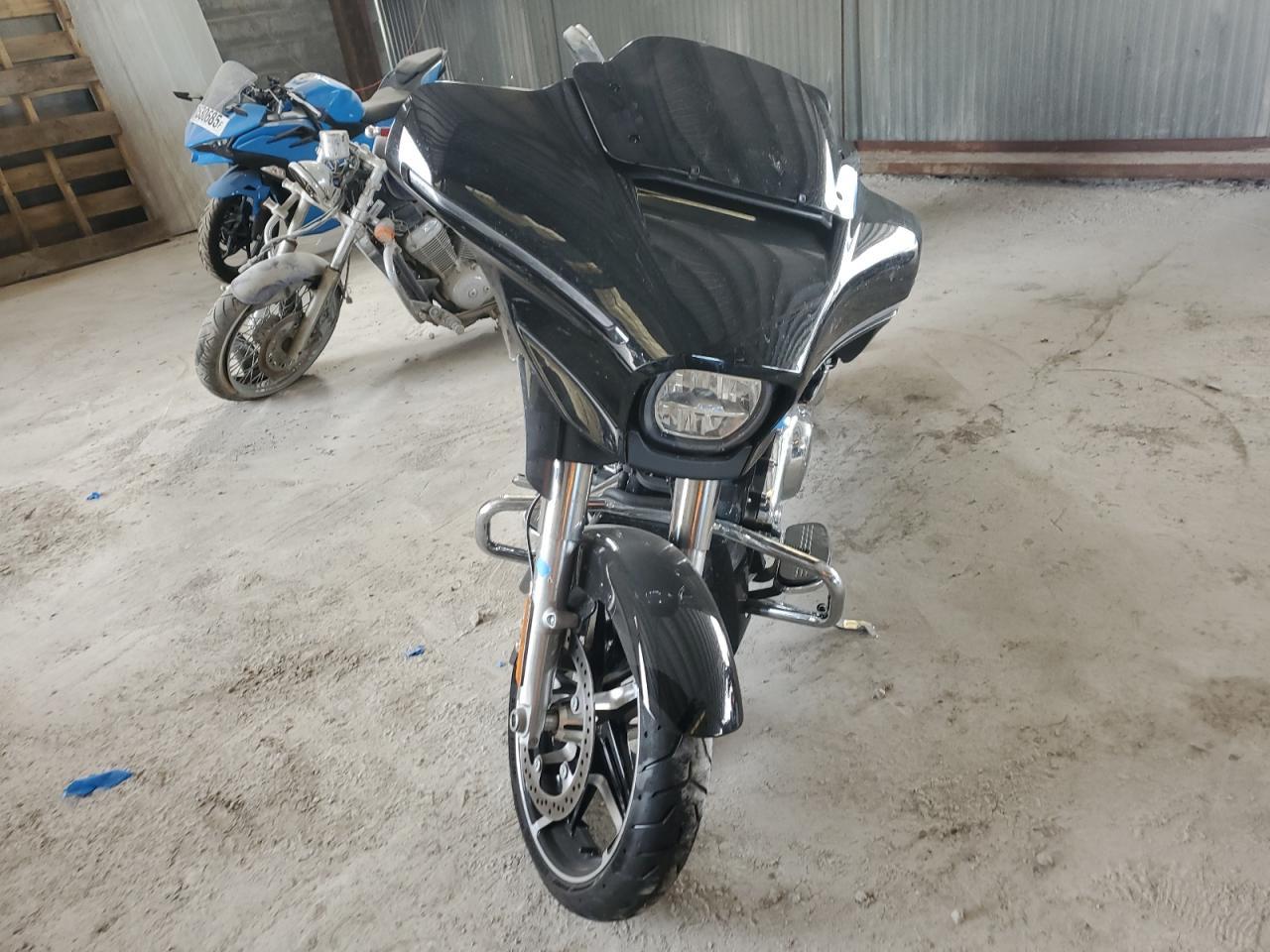 2024 Harley-Davidson Flhx - Фото 2