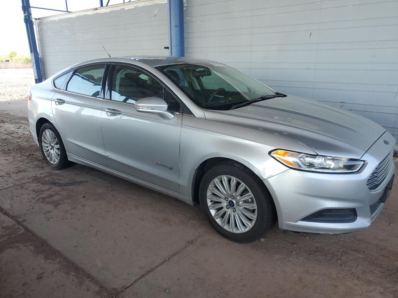 2014 Ford Fusion Se Hybrid - Image 4