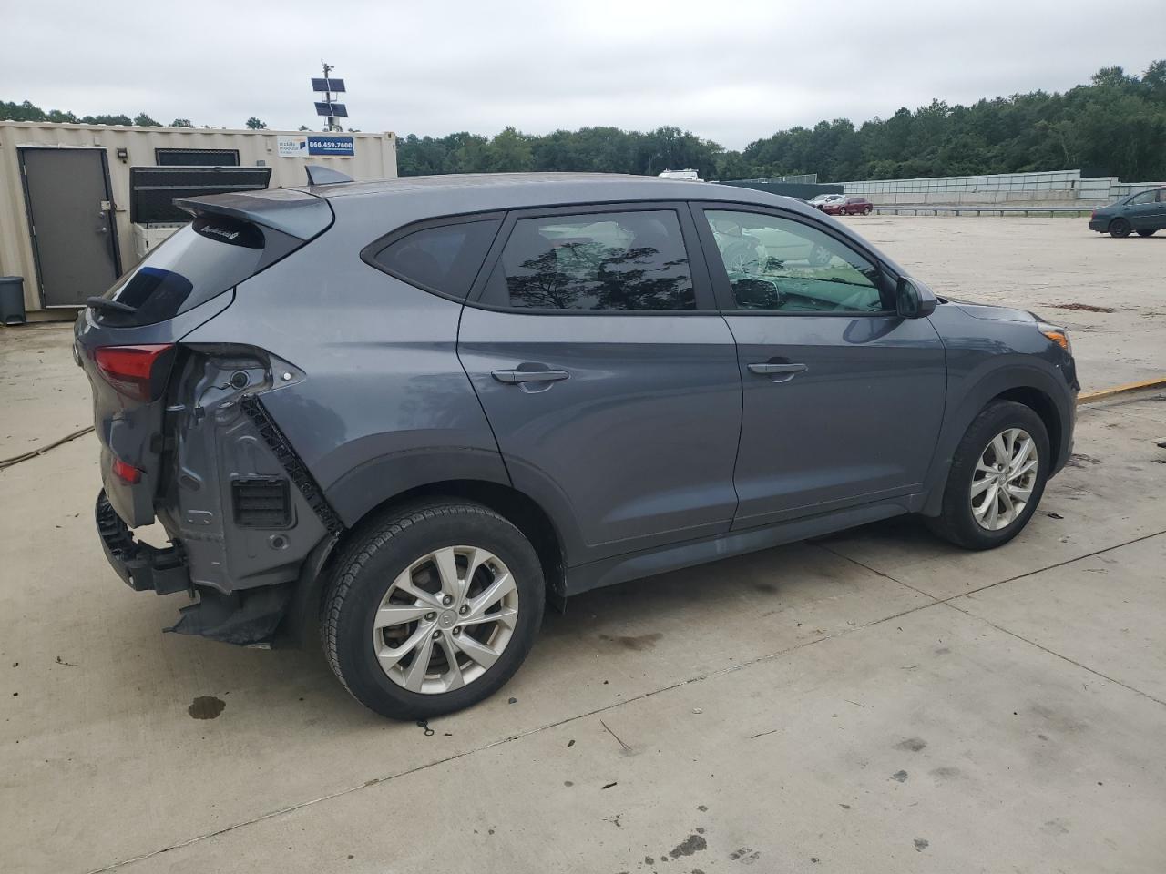 2021 Hyundai Tucson Se - Image 3