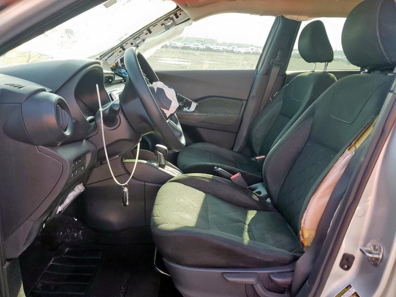 2020 Nissan Kicks S - Фото 7
