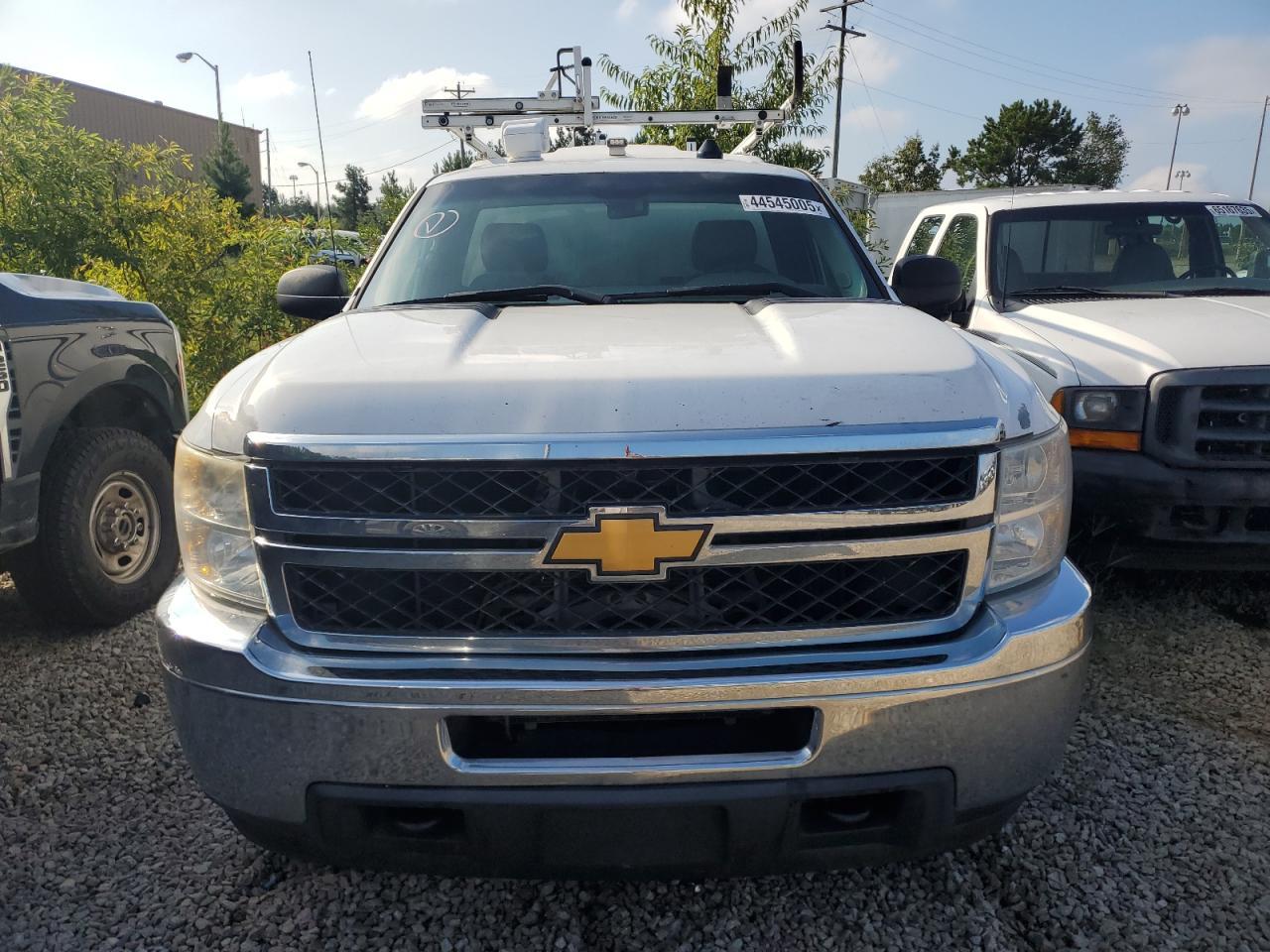 2014 Chevrolet Silverado K2500 Heavy Duty - Image 5