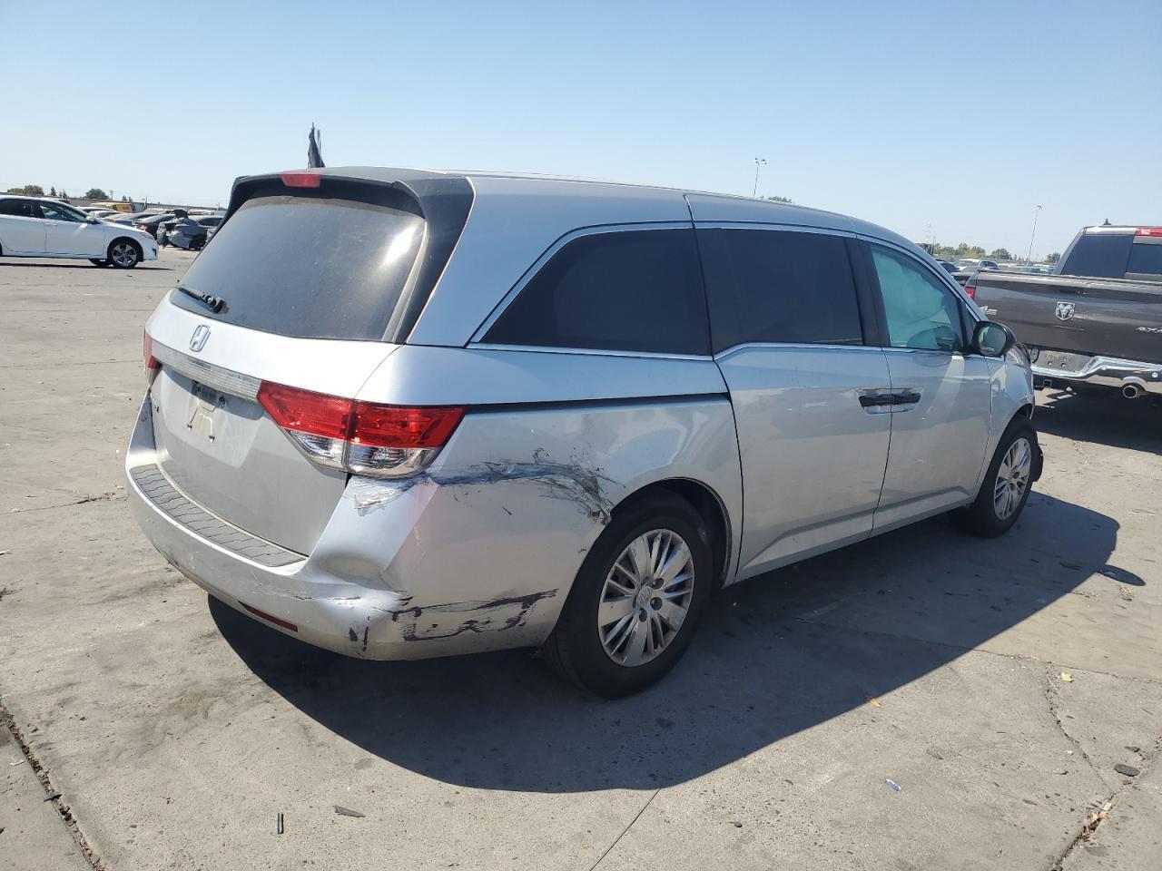 2015 Honda Odyssey Lx - Фото 3