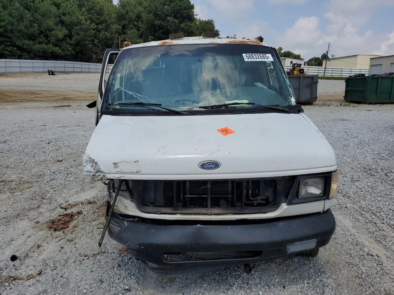 1999 Ford Econoline E250 Van - Фото 5