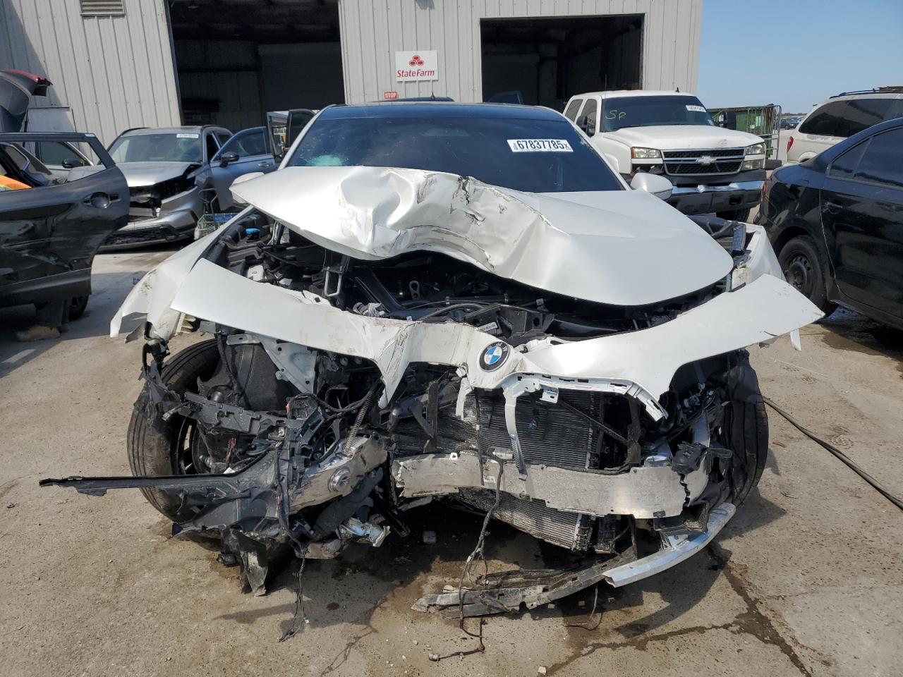 2025 BMW 760 Xi - Image 5