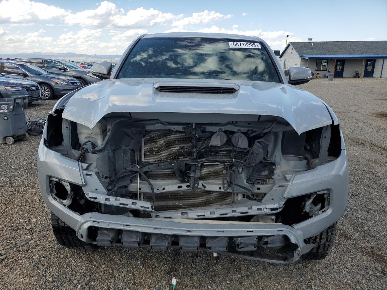 2018 Toyota Tacoma Double Cab - Фото 5