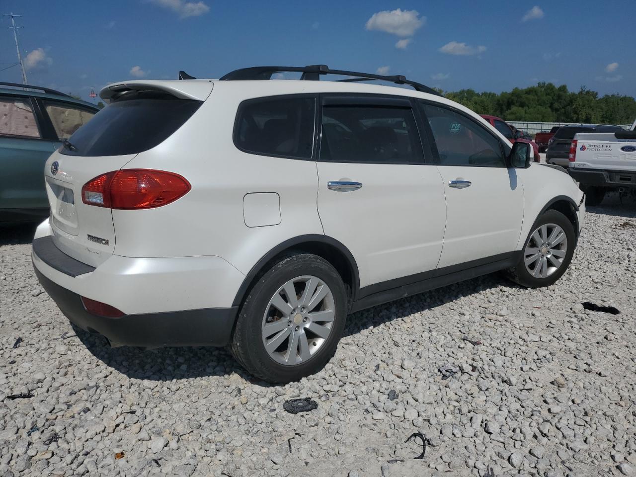 2014 Subaru Tribeca Limited - Image 3