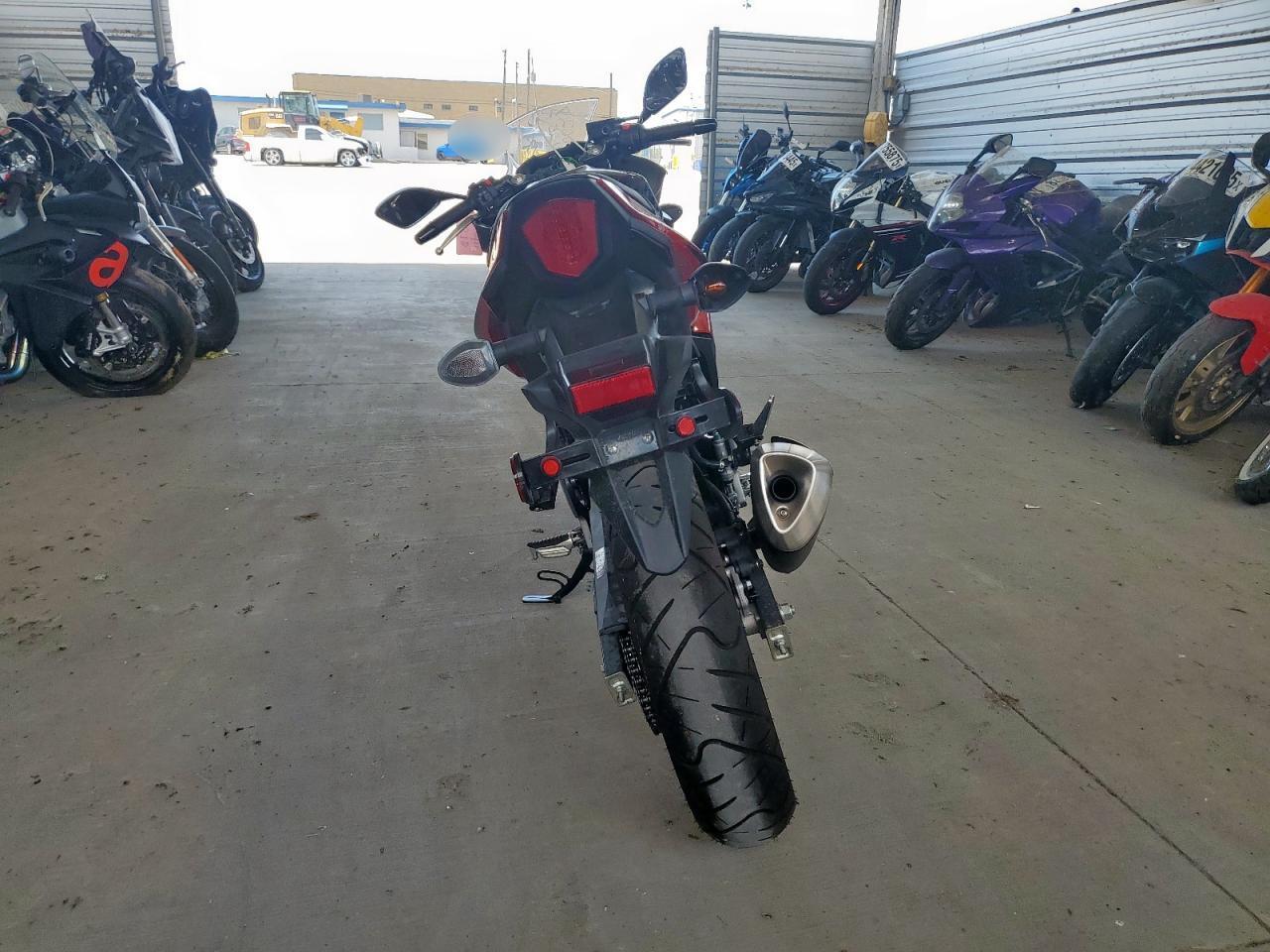 2024 Suzuki Gsx250R - Фото 4