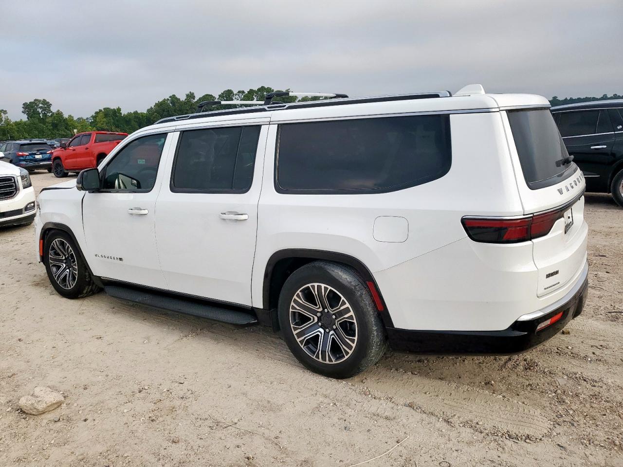 2023 Jeep Wagoneer L Series Ii - Фото 2