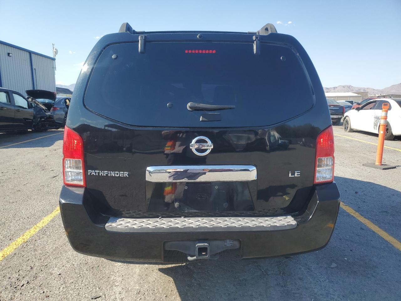 2006 Nissan Pathfinder Le - Фото 6