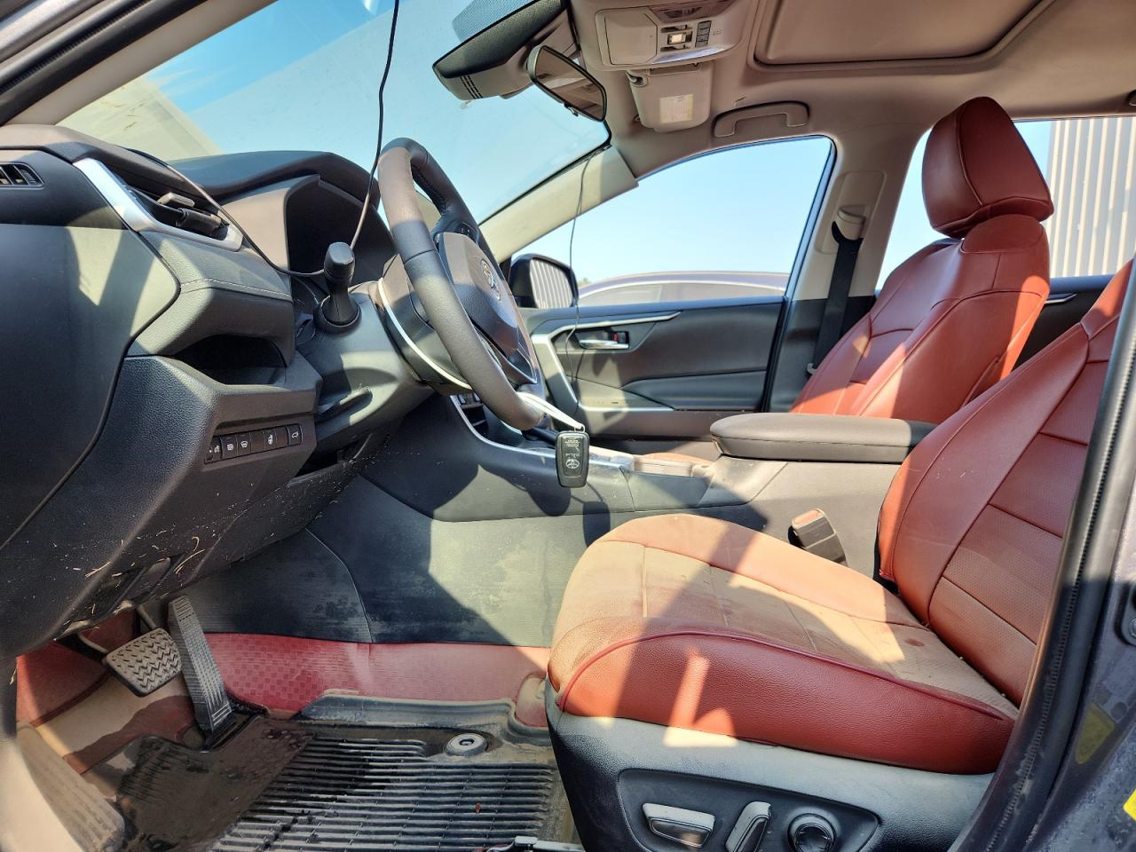 2024 Toyota Rav4 Xle Premium - Image 7