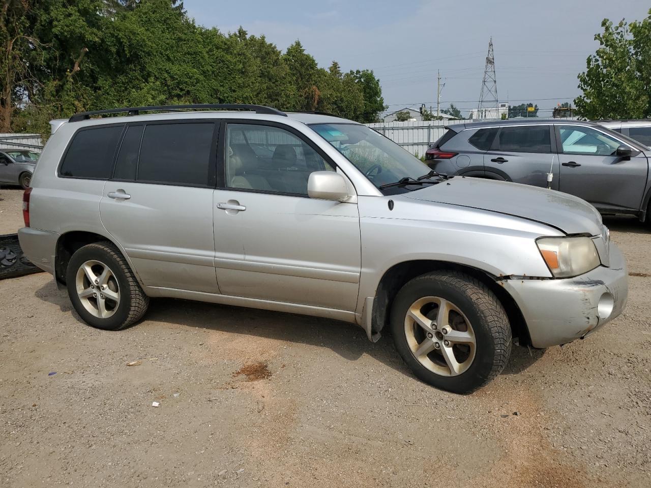 2005 Toyota Highlander Limited - Image 4