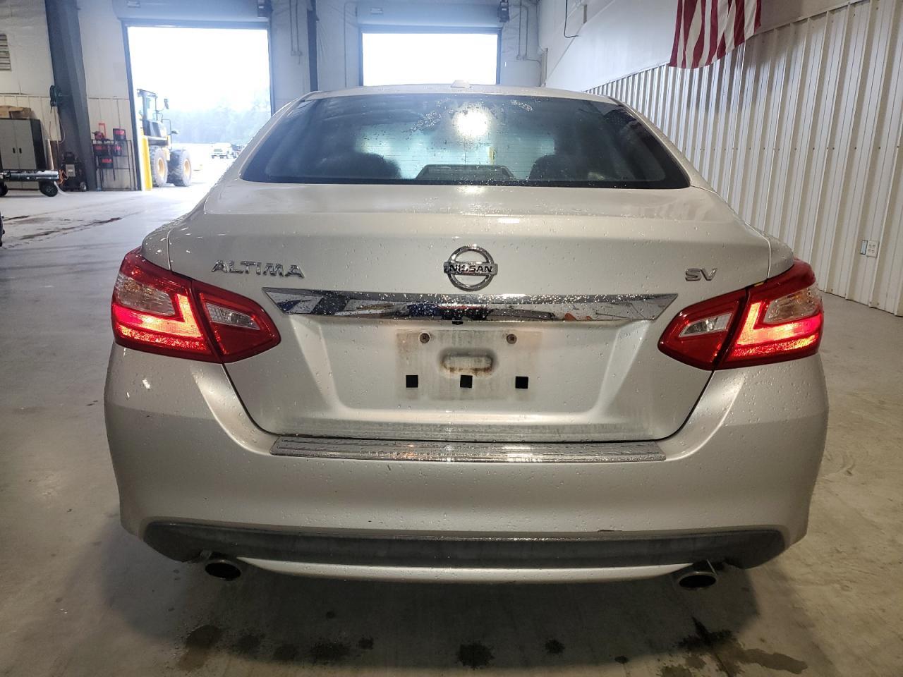 2016 Nissan Altima 2.5 - Фото 6